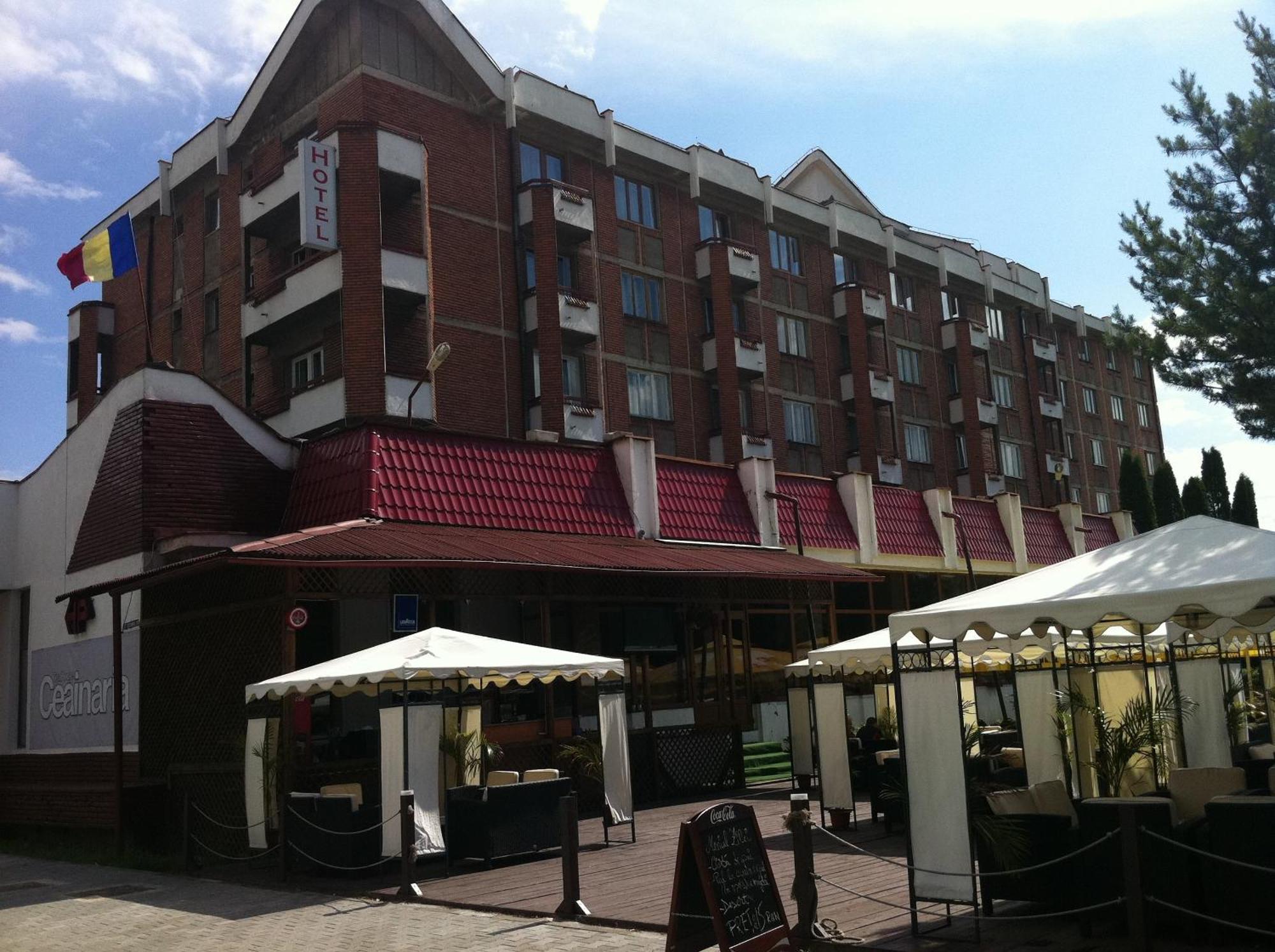 Petrosani Camere De Inchiriat - Hotel Petroshani Srl מראה חיצוני תמונה
