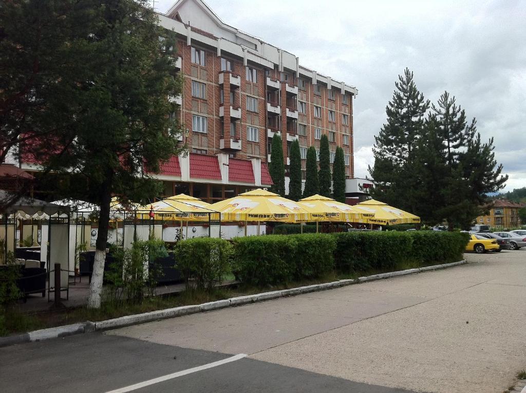 Petrosani Camere De Inchiriat - Hotel Petroshani Srl מראה חיצוני תמונה